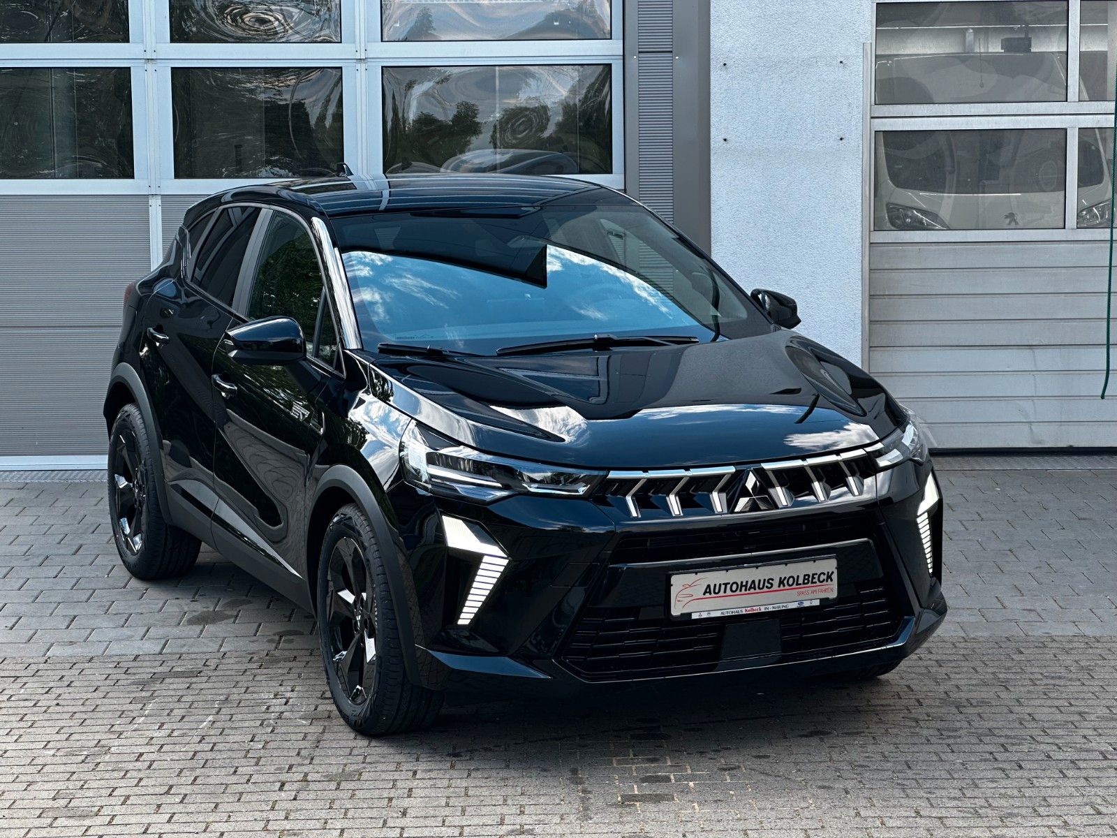Mitsubishi ASX Black Hybrid