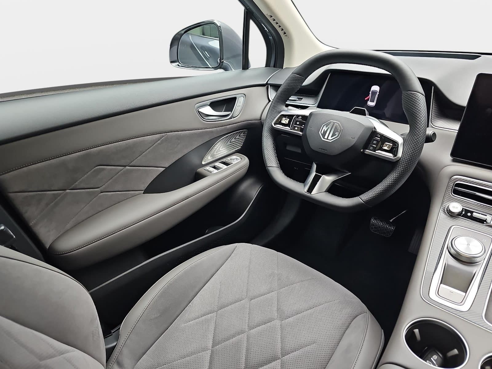 MG S6 EV