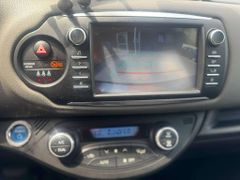 Fahrzeugabbildung Toyota Yaris Exclusive **AHK / SCHECKHEFTGEPFLEGT**