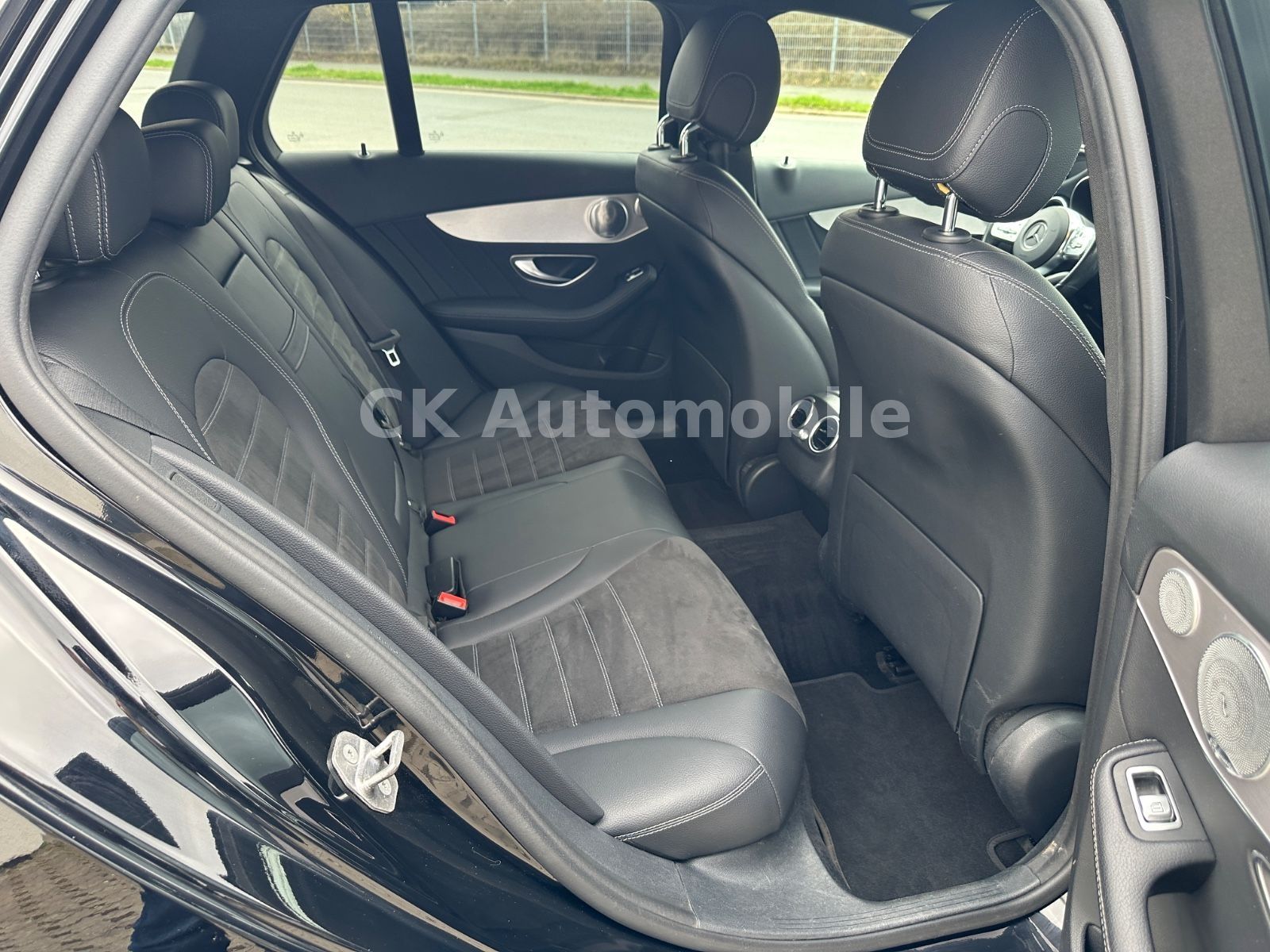 Fahrzeugabbildung Mercedes-Benz C 220d T  4Matic AMG-Line/Navi/LED/Kam/