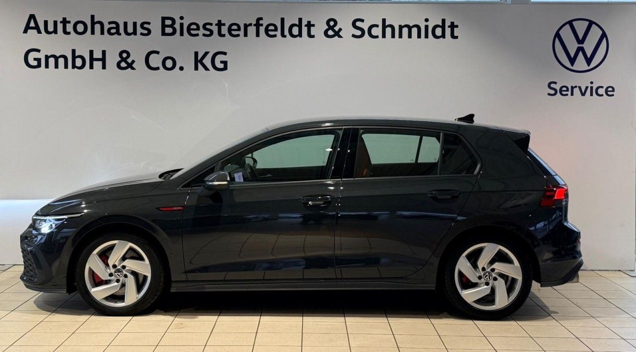 Volkswagen Golf VIII GTI 2.0l TSI DSG LED Klima APP PDC imagem 2