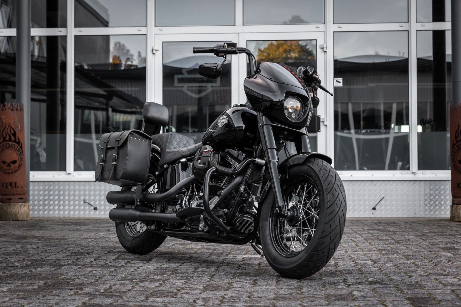 Fahrzeugabbildung Harley-Davidson FLSS SOFTAIL SLIM S 110 cui - Kesstech - Ape