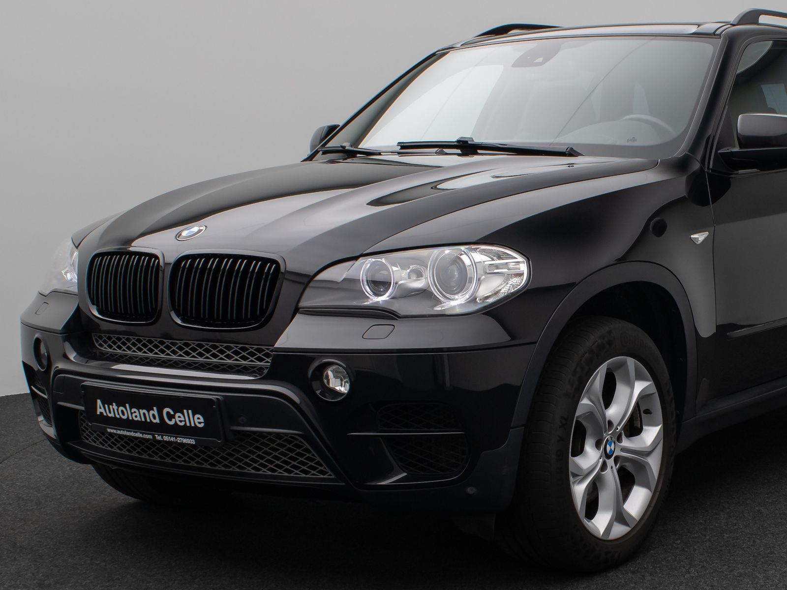 Fahrzeugabbildung BMW X5 xD40d Sport Panorama Kamera HUD HiFi SoftCL