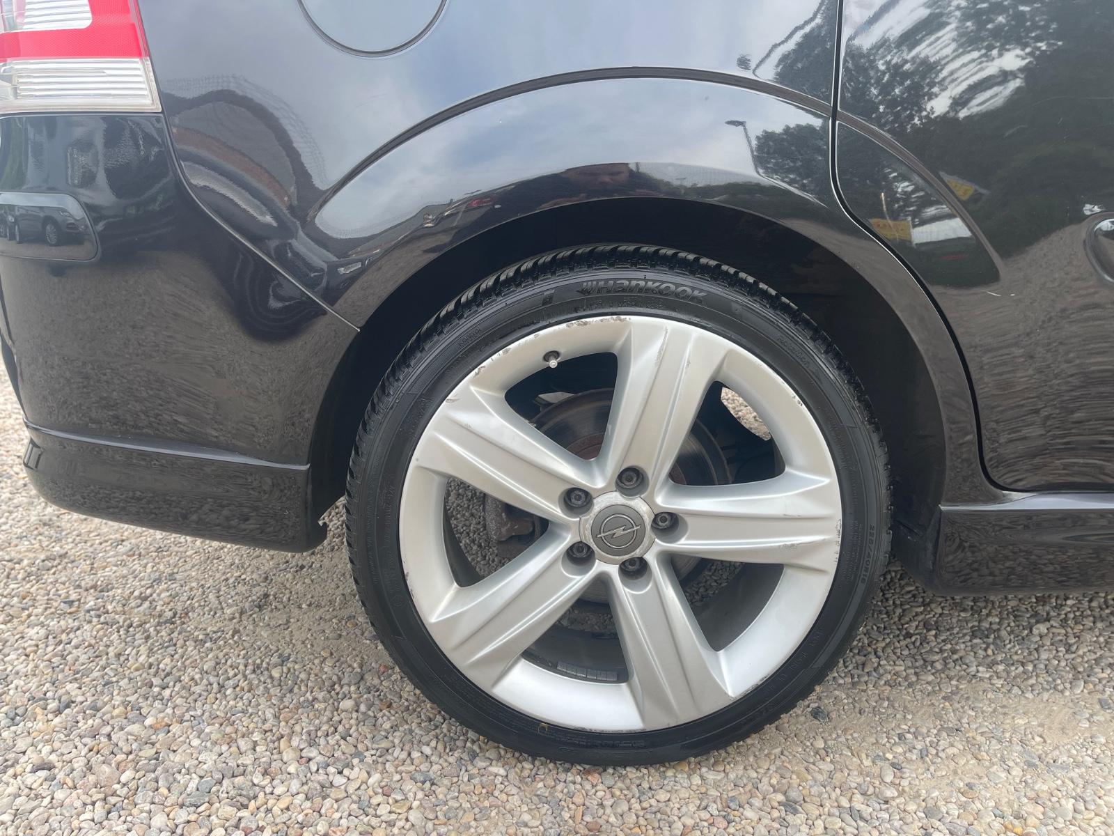 Opel Zafira 1,8/B Sport/OPC-Style/Klima/AHK/7-Sitzer