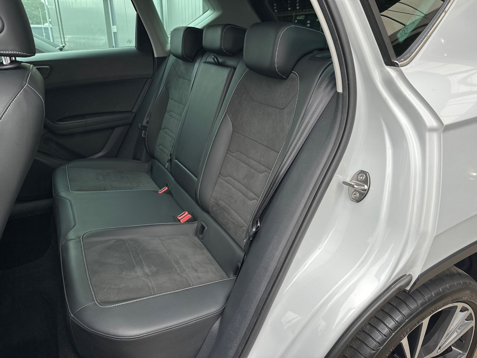 Fahrzeugabbildung SEAT Ateca Xperience NAV+LED+ACC+360°+AHK+BEATS