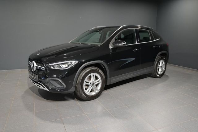 Mercedes-Benz GLA 180 d STYLE/LED/MBUX/RFK/SHZ/NAVI/TEMPOMAT