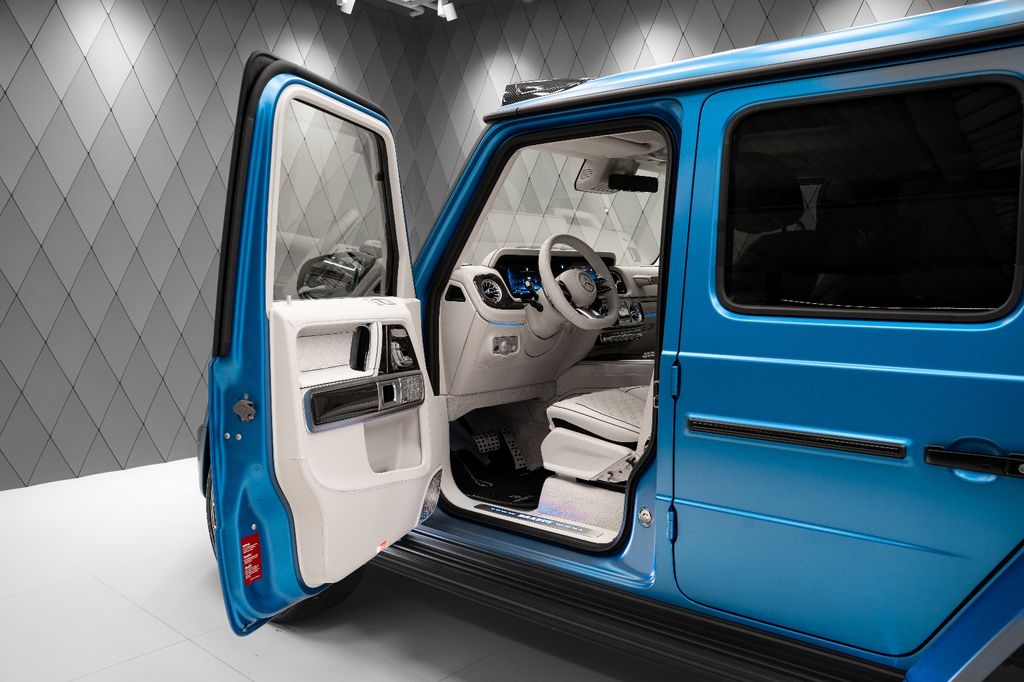 G 63 AMG BRABUS G 700 MATT BLUE / BEIGE CARBON - Bild 3