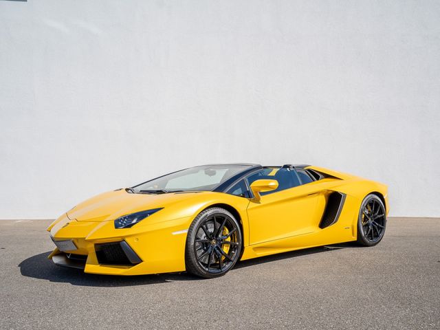 Lamborghini Aventador Roadster LP700-4