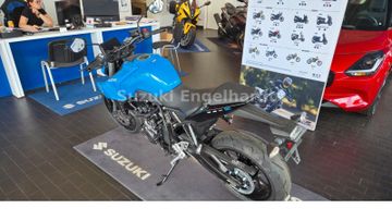 Suzuki GSX 8S