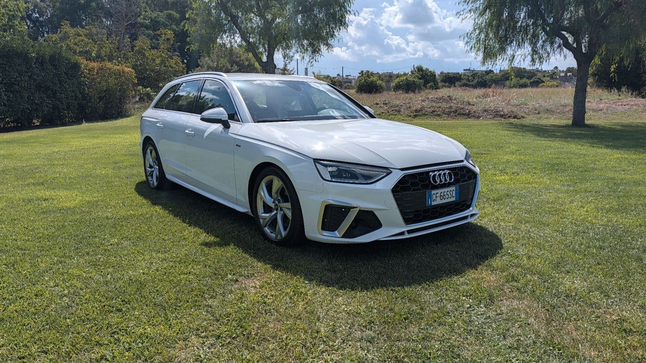 Audi A4 Avant 35 TDI S tronic S-line edition imagem 3