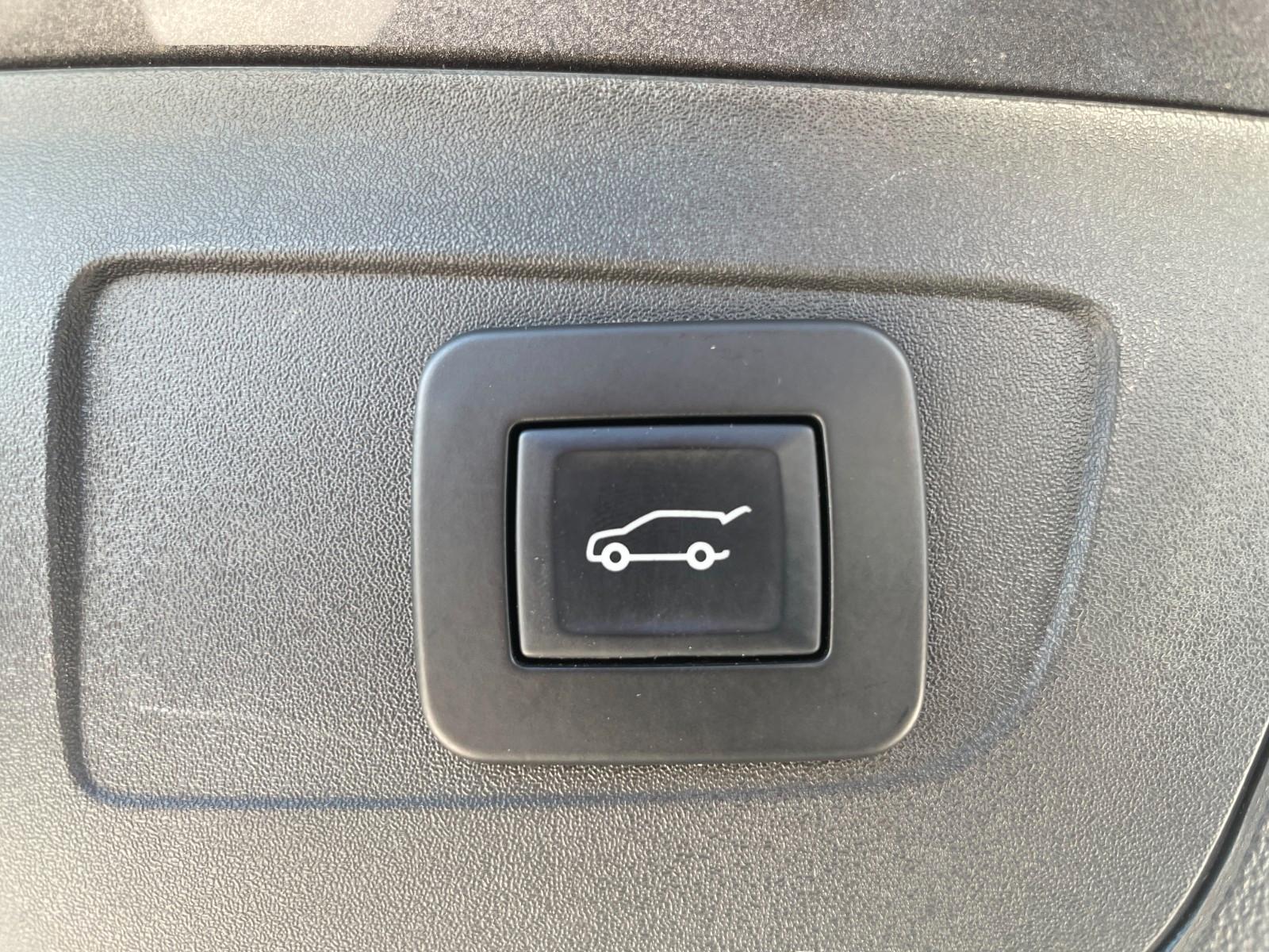 Opel Insignia 2.0 D OPC-LINE/Pano/AHK/Navi/ACC/Memory