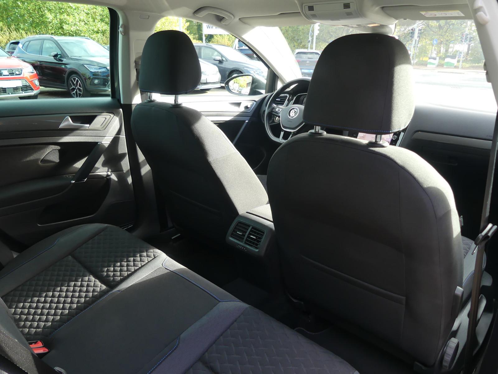 Volkswagen Golf VII Lim. Join AHK*virtual*Navi*SHZ*ab 199€