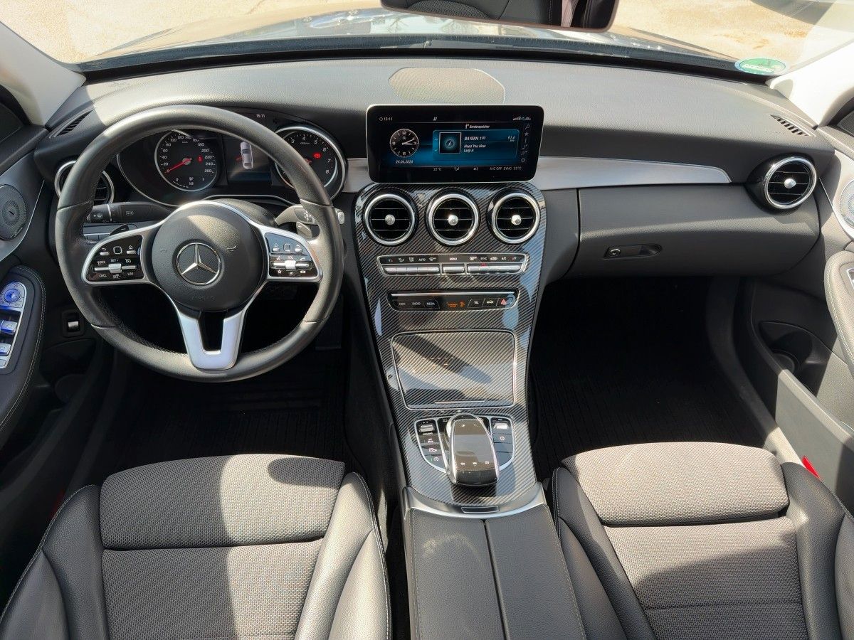 Fahrzeugabbildung Mercedes-Benz Limousine C 180 Avantgarde *RFK+PDC+SHZ+2Hd