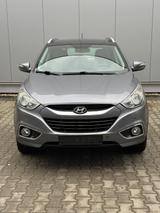Hyundai ix35 Style 2WD/Panorama/Navi/Kamera/Leder/ - Hyundai ix35 Style mit Benzin-Antrieb