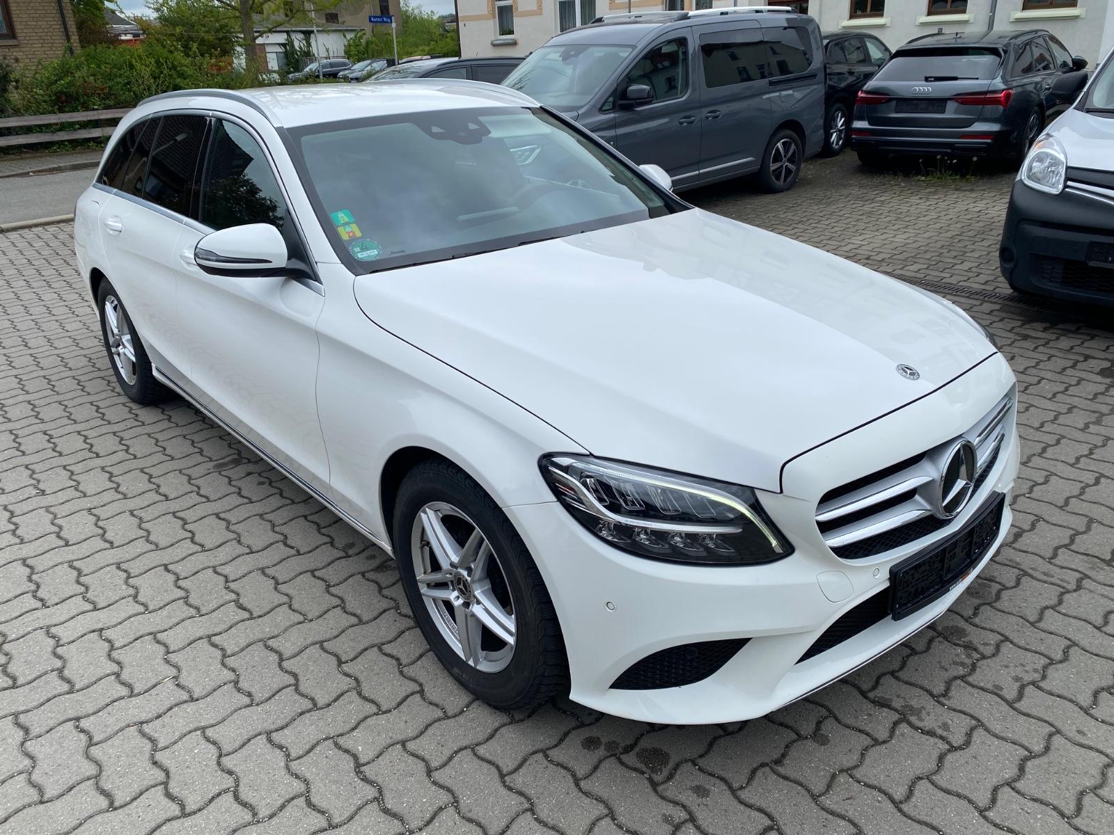 Mercedes-Benz C 220d T-Modell Leder / Standhzg / Kamera