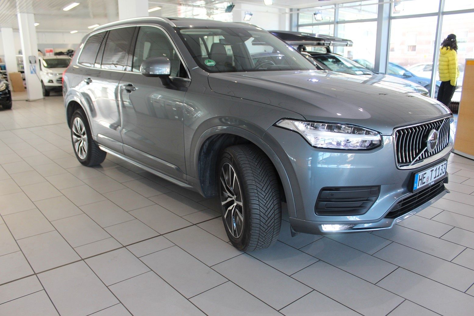 Fahrzeugabbildung Volvo XC90 Momentum Pro  AWD/4xSHZ/LHZ/PANO/LEDER/HUD