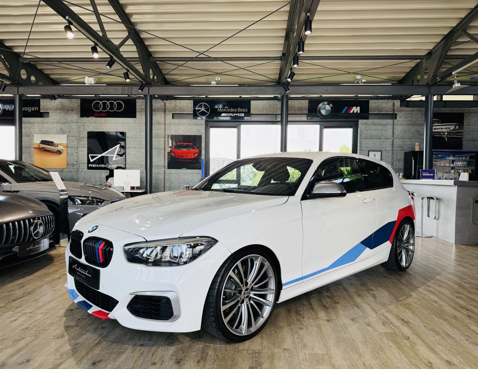 BMW M140i xDrive Special Edition*KAMERA*LEDER*2.HAND