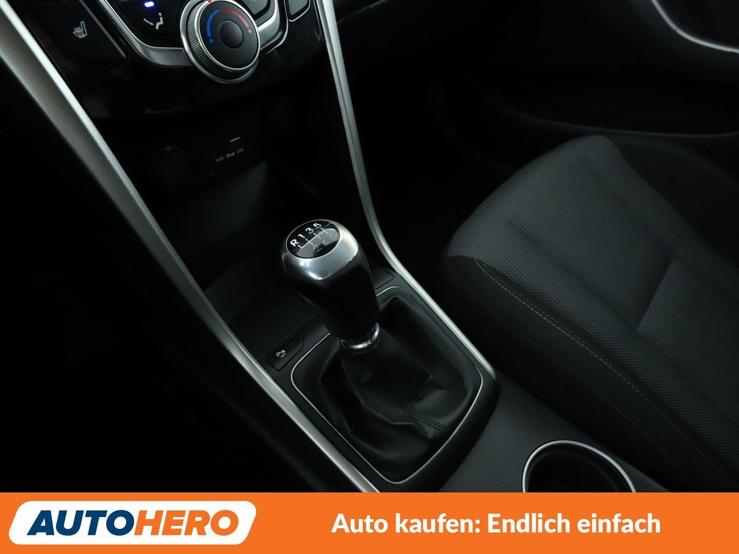 Hyundai i30 1.4 Trend blue *TEMPO*PDC*SHZ*