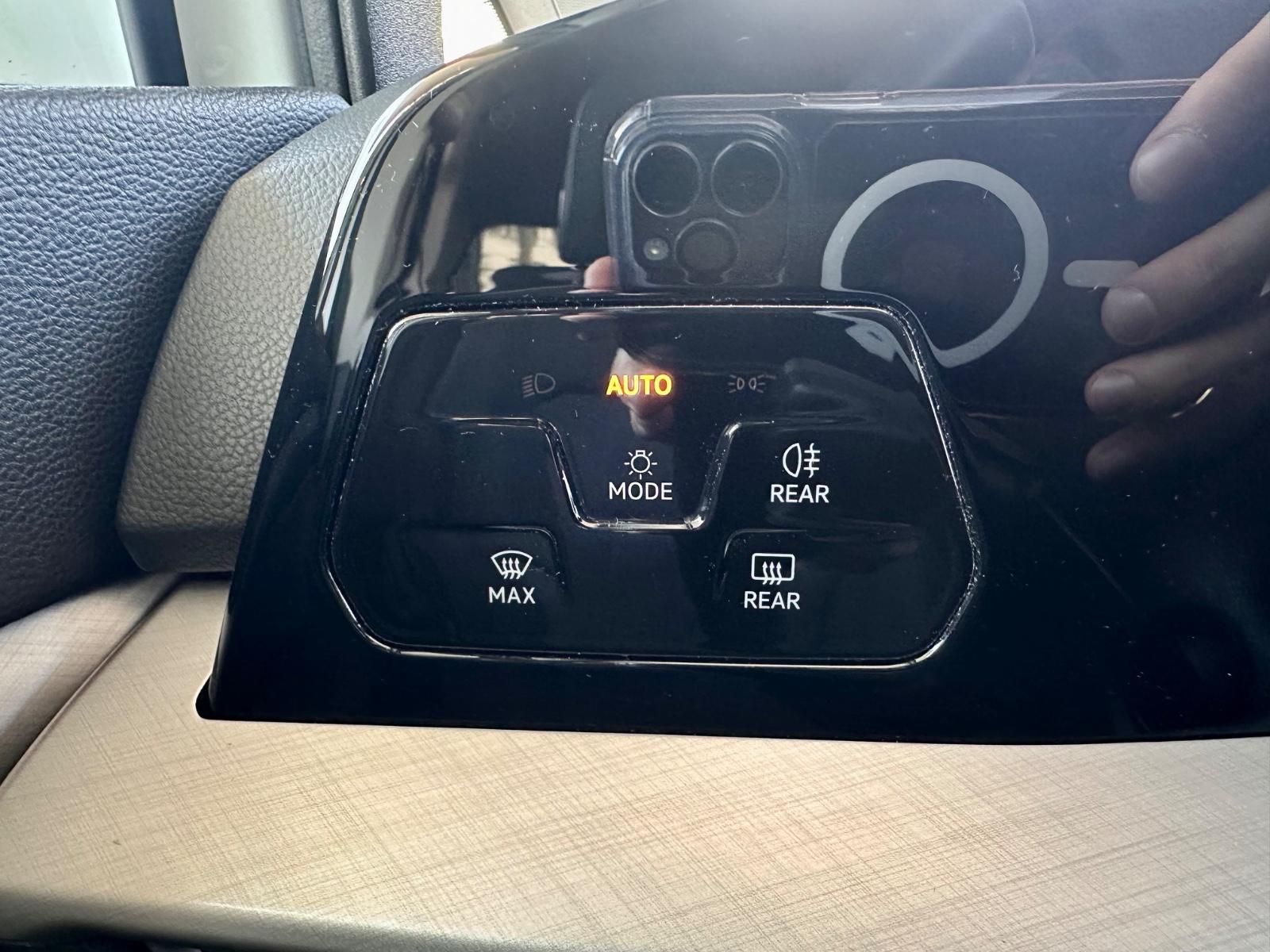 Volkswagen Golf VIII Lim. 1.5 eTSI 110 kW Life LED 1. Hand, миниатюра 20