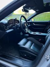 Porsche Taycan Performance Batterie, 22" GT + Dachbox - Porsche Taycan von privat
