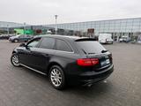 Audi A4 Sline Avant Attraction*Navi*TÜV NEU*Garantie* - Audi A4: Kombi, Sline