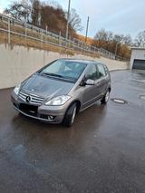 Mercedes-Benz A 160 BlueEFFICIENCY - - Mercedes-Benz A 160 Kombi Gebrauchtwagen