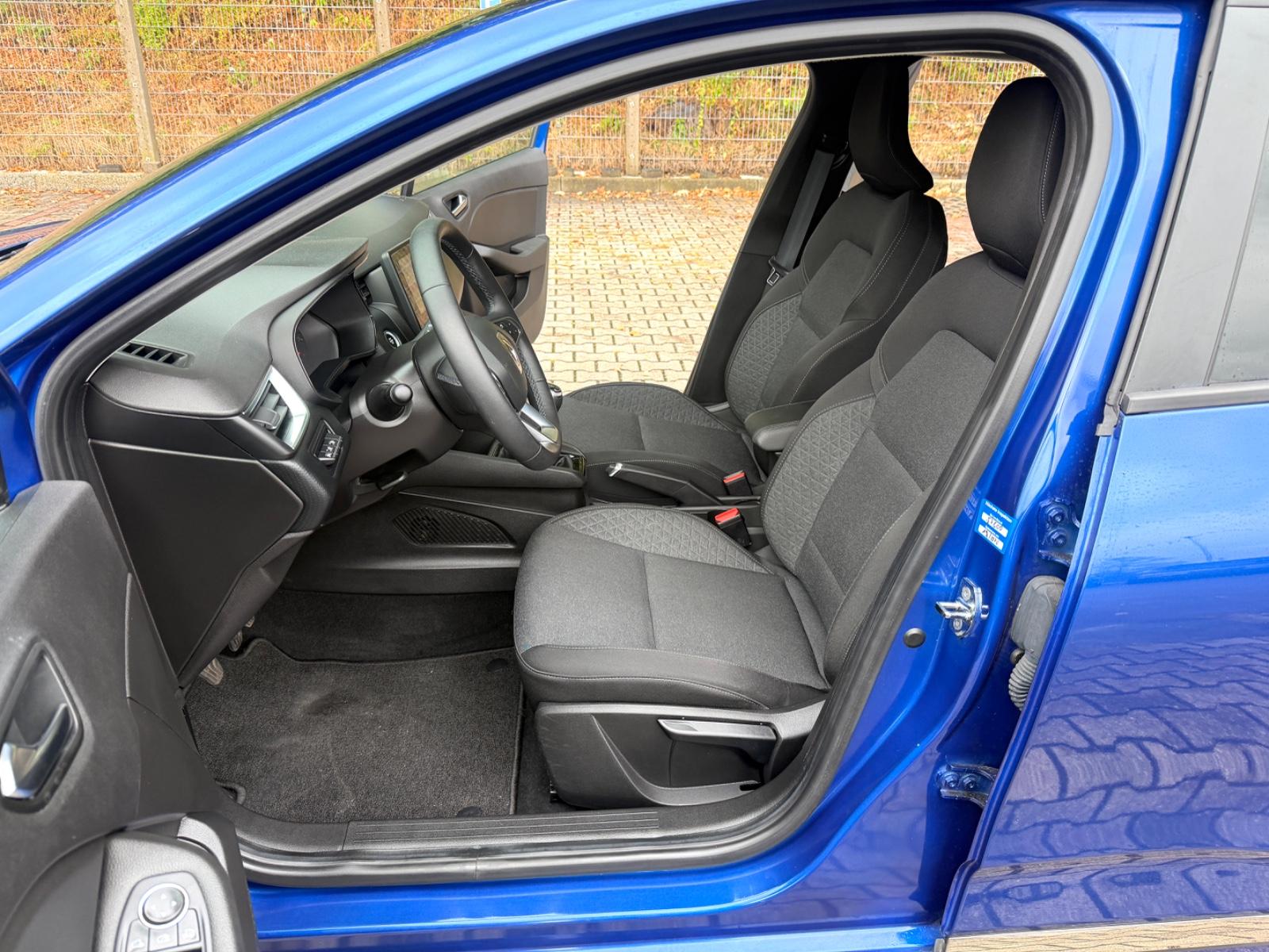 Renault Clio V Business Edition /1 A Zustand /Scheckheft