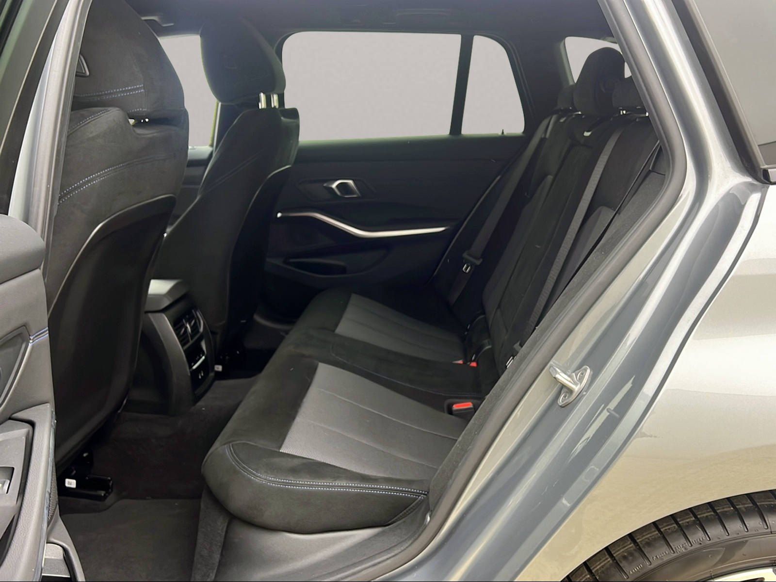 BMW 330 - Bild 17