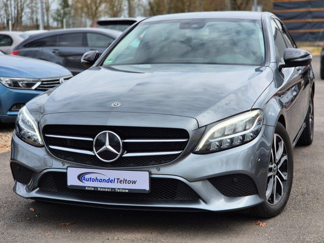 MERCEDES-BENZ C 300 Limousine *Night Paket *LED *Ambiente