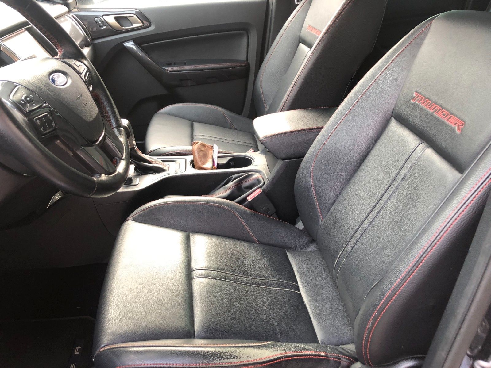 Fahrzeugabbildung Ford Ranger Wildtrak Doppelkabine 4x4 Unfall