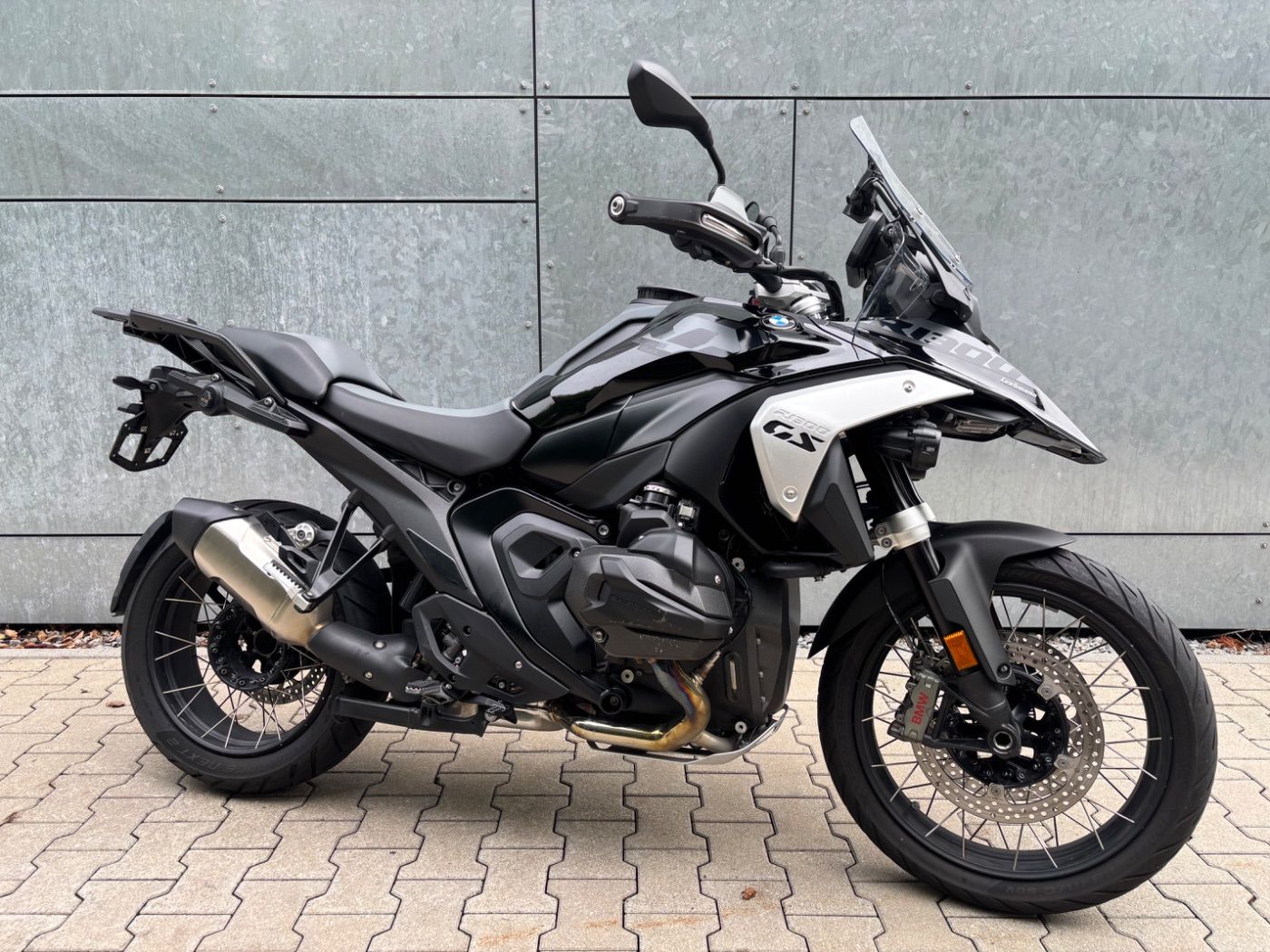 Fahrzeugabbildung BMW R 1300 GS Triple Black 3 Pakete