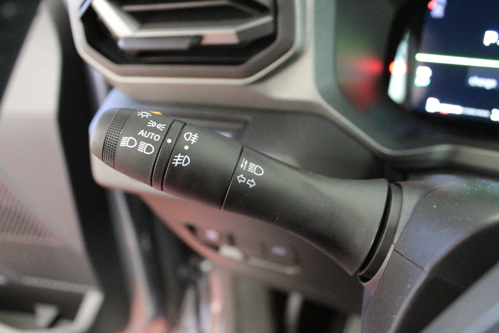 Fahrzeugabbildung Dacia Bigster Hybrid 155 Journey *Winter-*City-Paket*