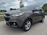 Hyundai ix35 Premium AWD - Hyundai ix35: Premium