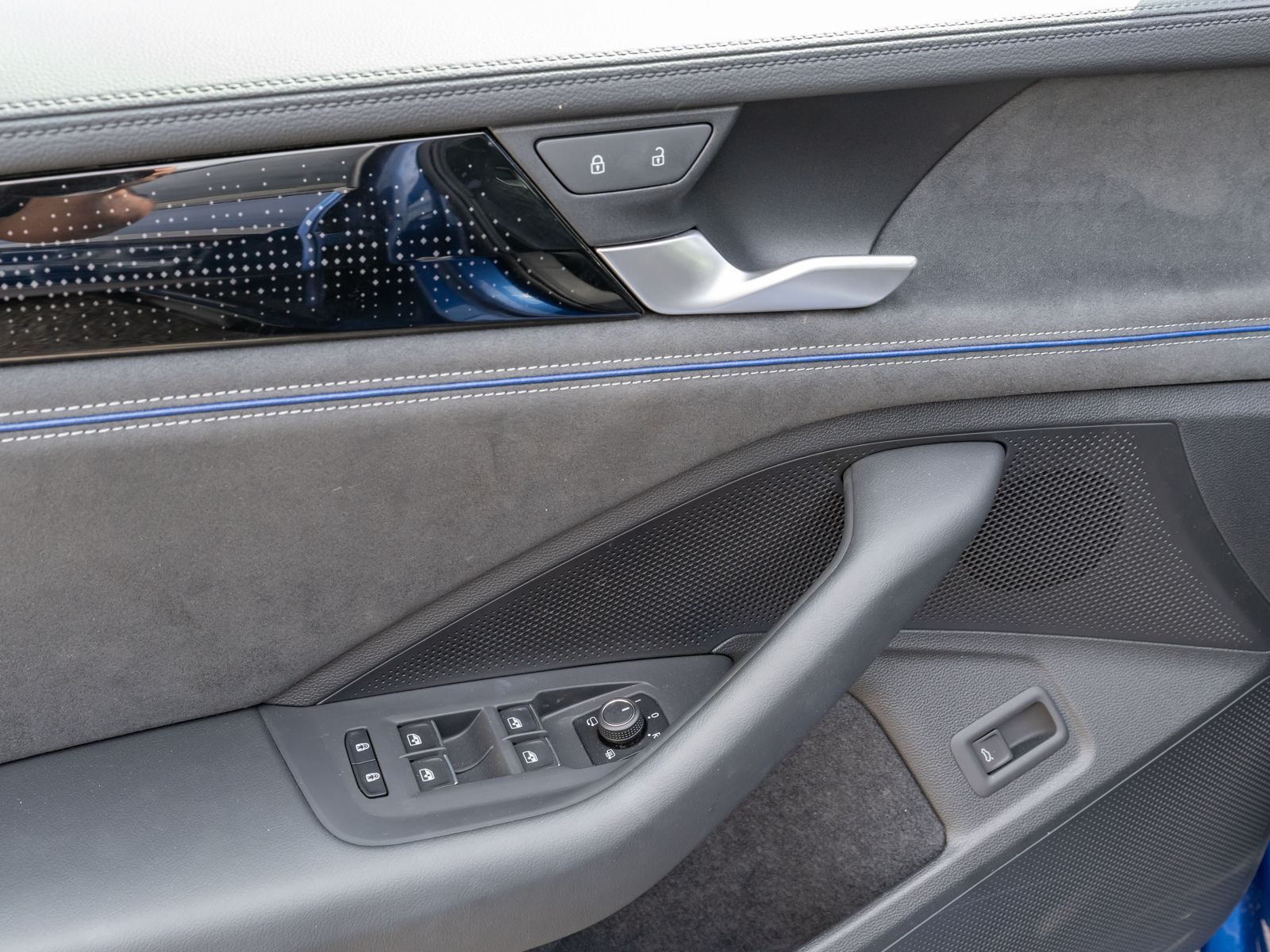 Volkswagen Passat Variant - Bild 11