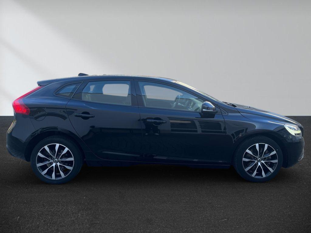 Volvo V40 T2 Geartronic Momentum