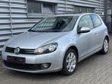 Volkswagen Golf VI 1.4TSI/AUTOMATIK/KLIMA/SHZ/8Fach bereift - : Kleinwagen, 1.4
