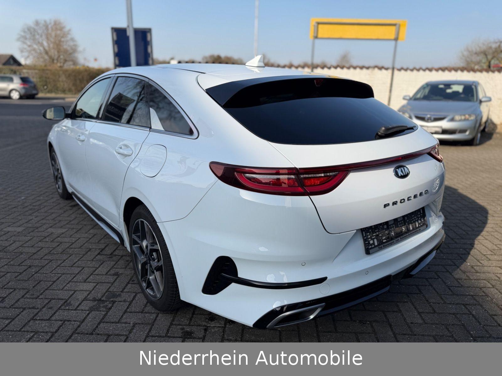 Kia pro cee'd / ProCeed