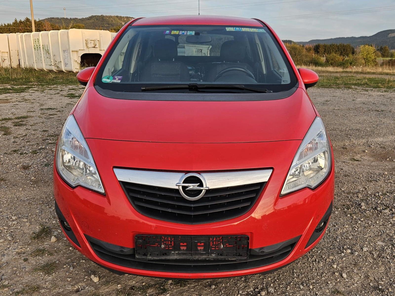Opel Meriva 2011 — фото 21