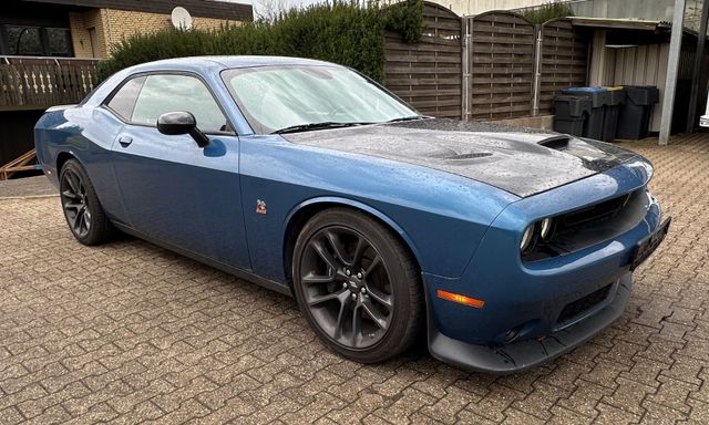 Dodge Challenger 6.4 RT