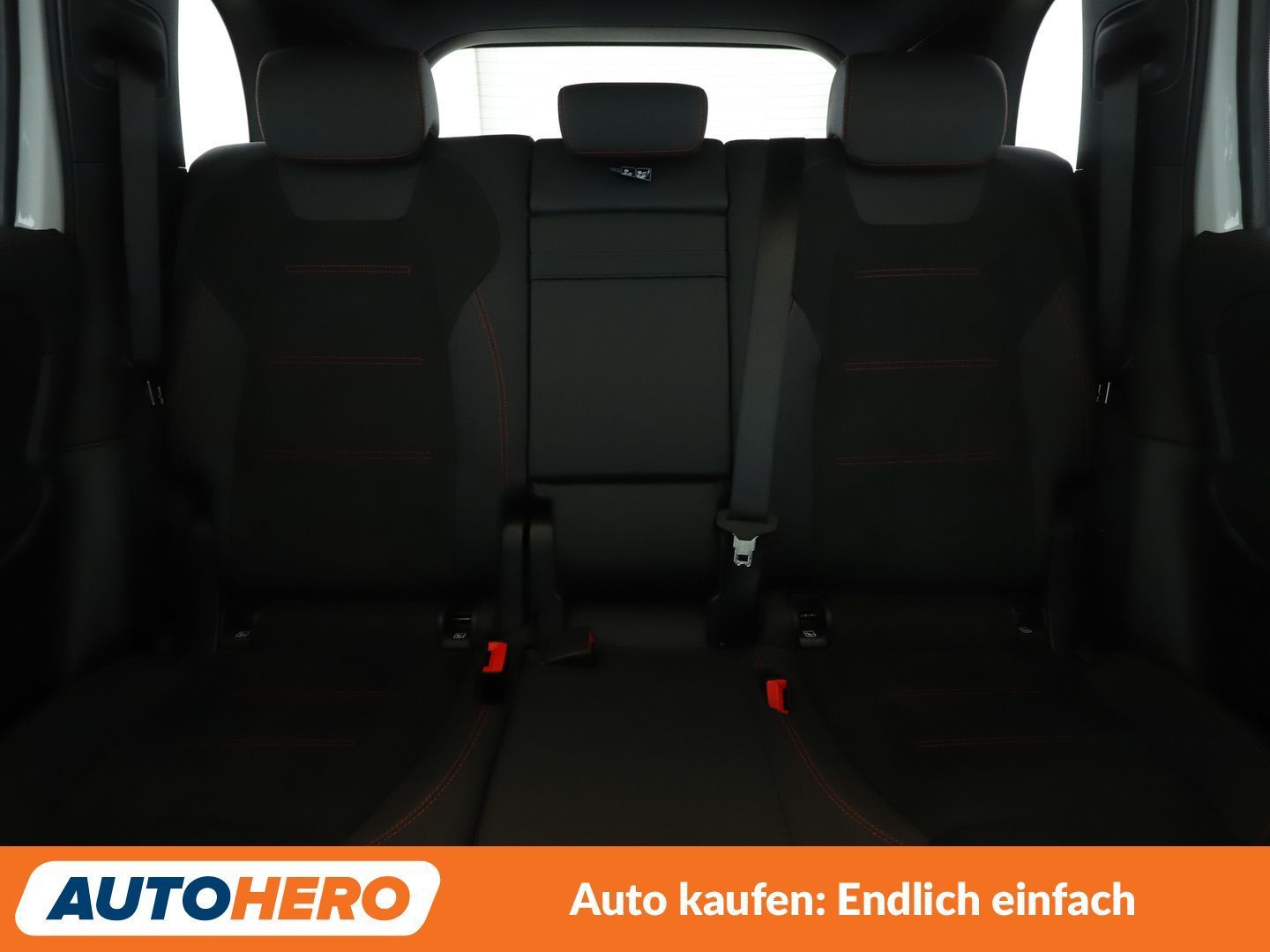 Mercedes-Benz 300 4Matic AMG Line NAVI VC ACC CAM PDC SHZ foto 16