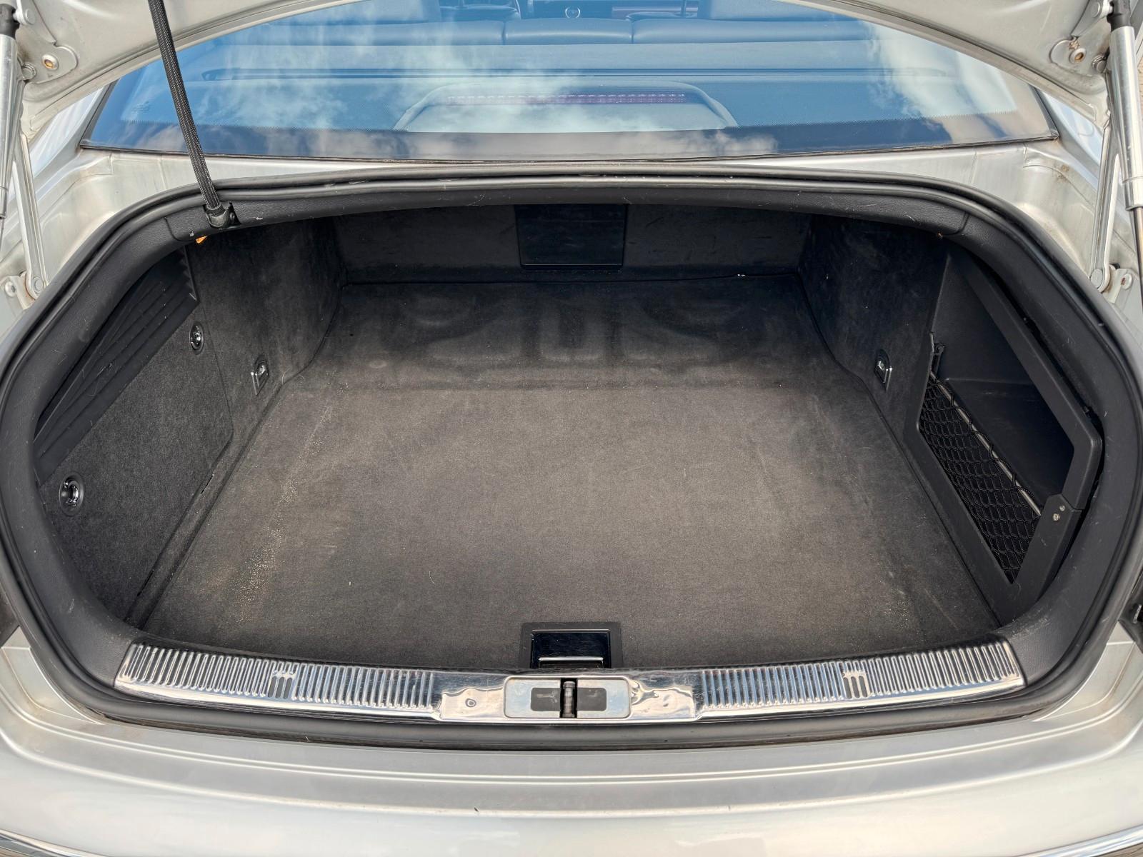 Volkswagen Phaeton 3.2 V6 SCHIEBEDACH SHZ NAVI XENON