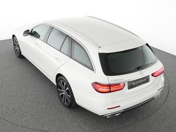 Mercedes E 300 - 11