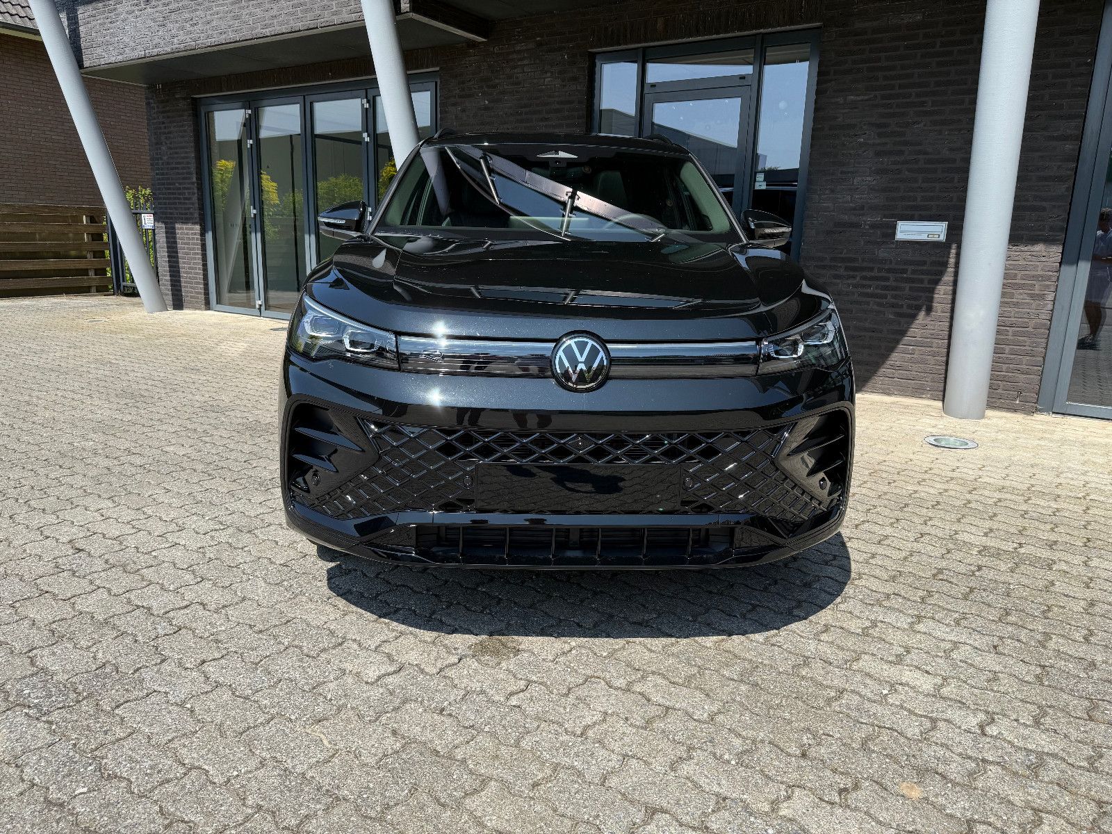 Volkswagen 26%, 2026 Tiguan 2.0 TDI 142 kW 4M, R-Line, HUD imagem 3