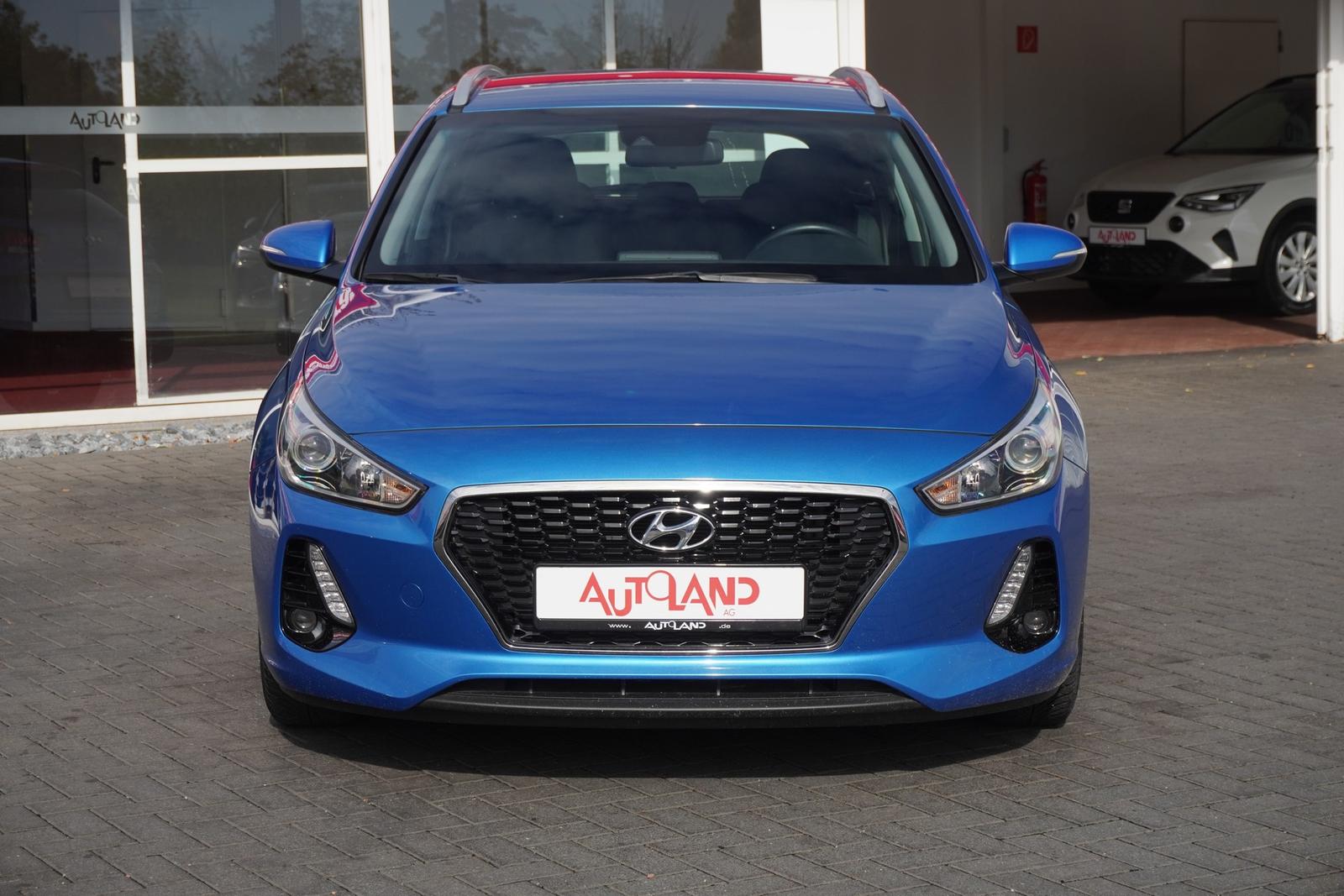 Hyundai i30 Kombi 1.0 T-GDI Klima Tempomat SHZ PDC
