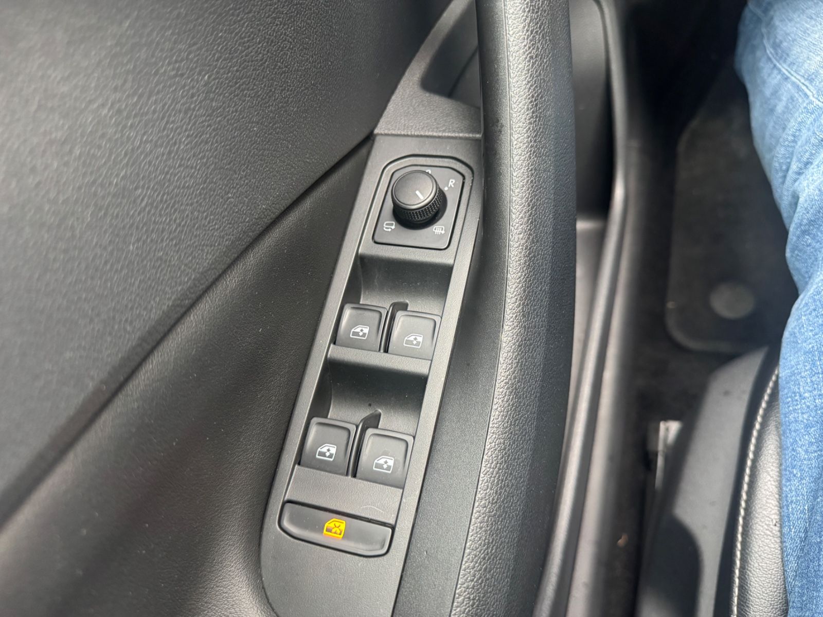 Fahrzeugabbildung SKODA Kamiq Style Leder+Panorama+Navi+LED+LANE