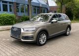 Audi Q7 3.0TDI 7Sitze VOLLAUSSTATUNG - Audi Q7: Beige