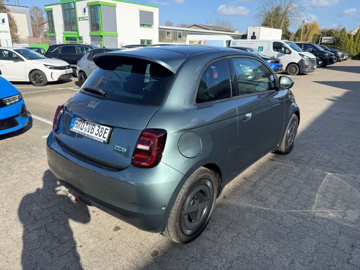 Fahrzeugabbildung Fiat 500e e Giorgio Armani Collectors Edition