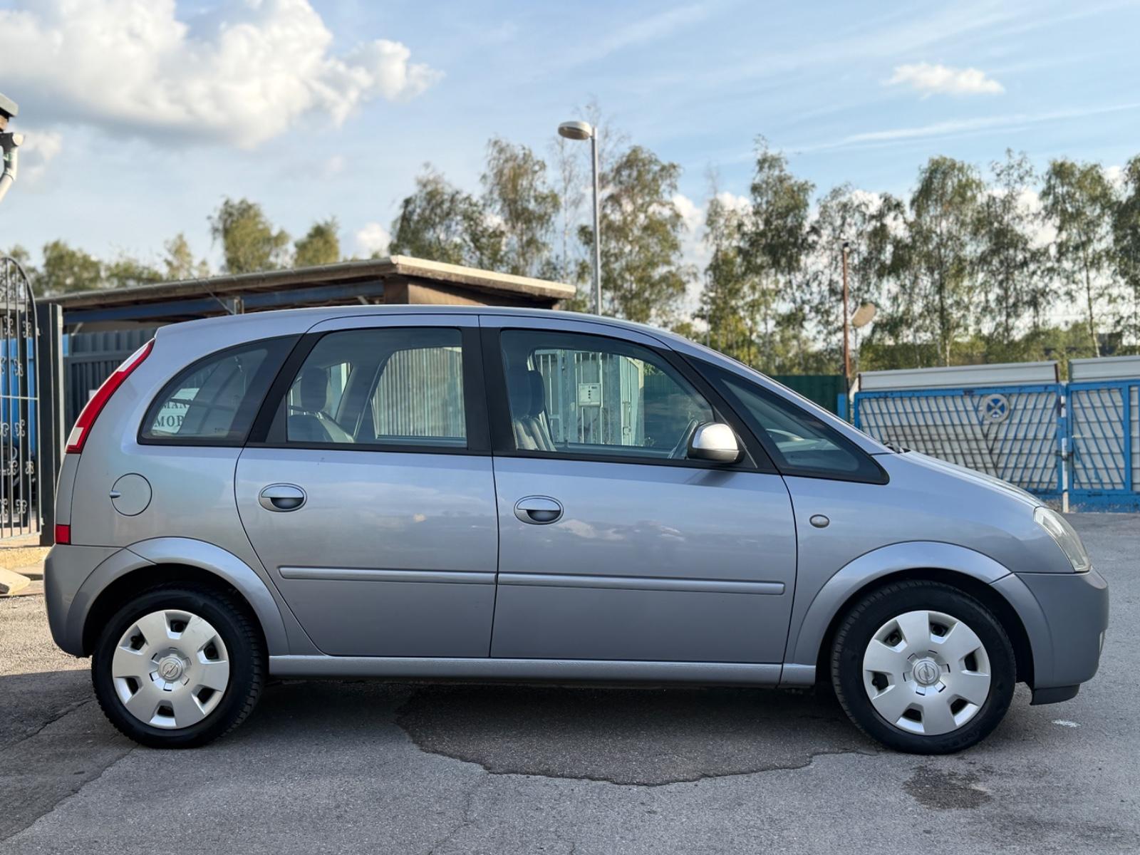Opel Meriva 1.6 Cosmo *KLIMAAUTOMATIK*HU/AU 2027*