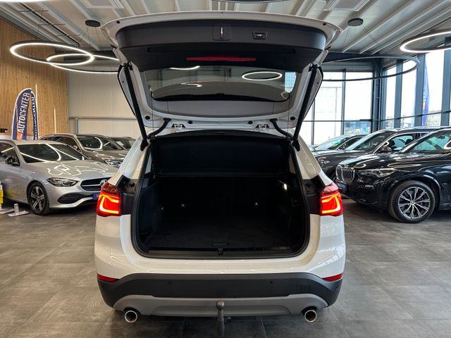 BMW X1 xDrive 20 d *HeadUp*Pano*AHK*Kamera*