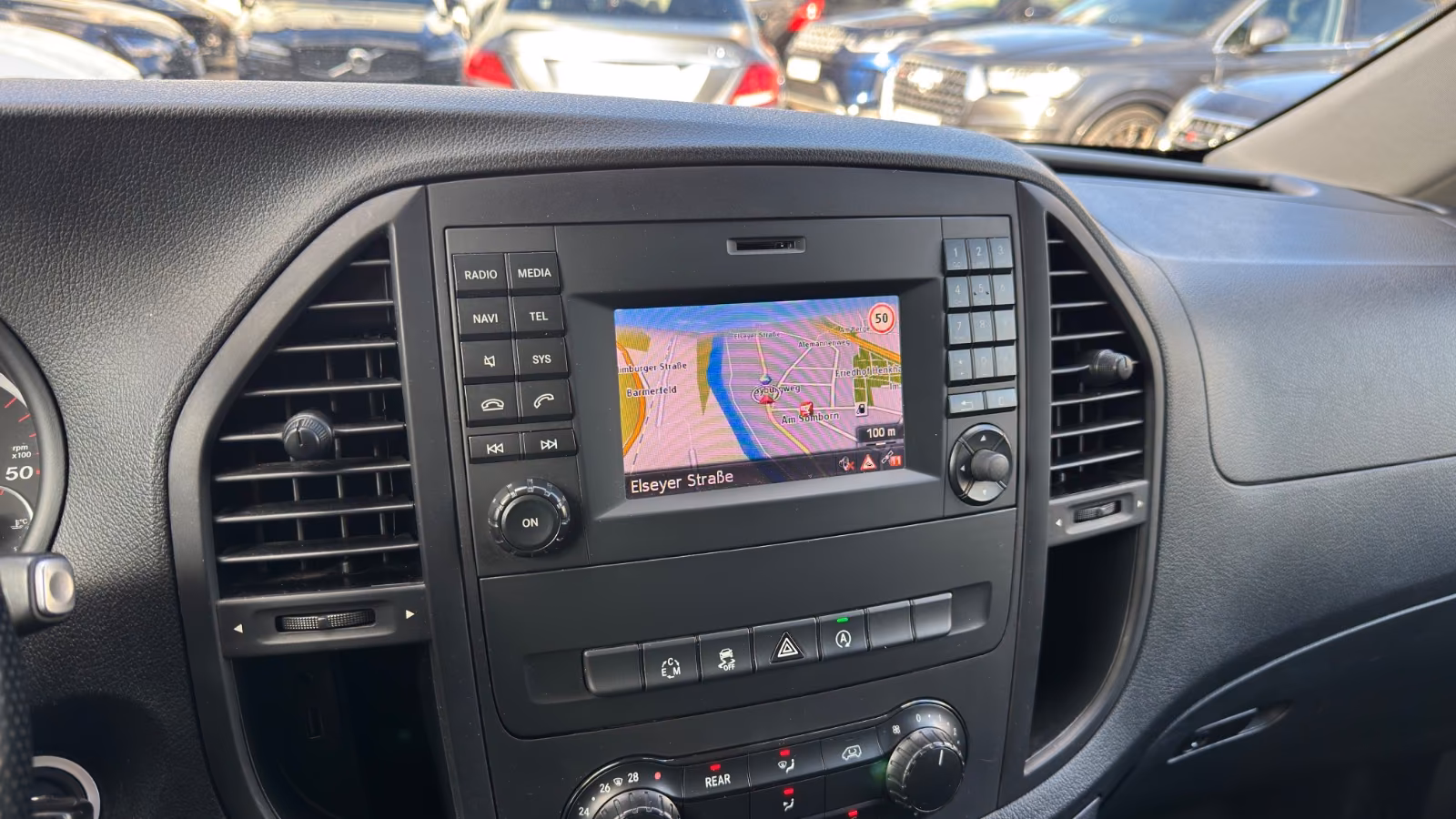 Mercedes-Benz Vito Tourer 119 CDI*Lang*8-Sitzer*2XSchiebetür*